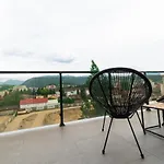 Bluent Apartment - A Modern Apartment With Gorgeous Views Over The City In A Brand New Building