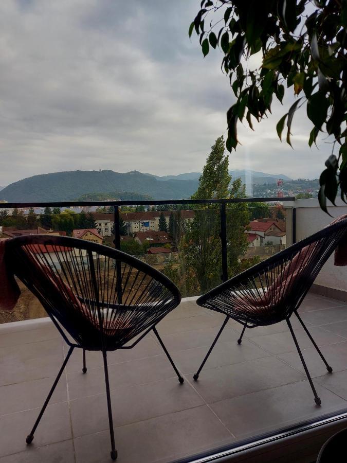 Bluent - A Modern With Gorgeous Views Over The City In A Brand New Building *
