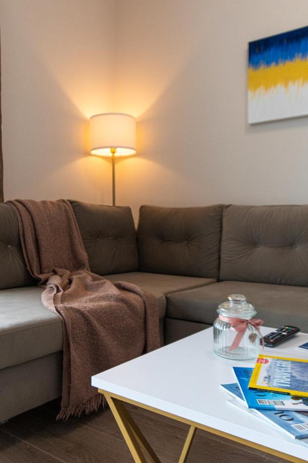 Apartament Bluent - A Modern With Gorgeous Views Over The City In A Brand New Building Brașov
